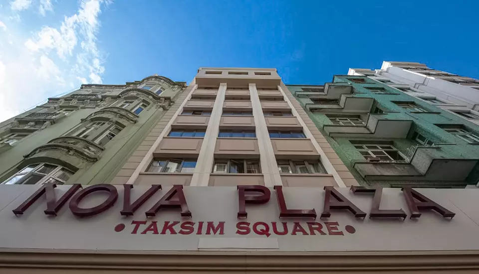 هتل نوا پلازا تکسیم اسکوئر